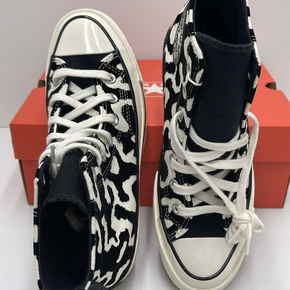 Converse WMNS CHUCK 70 HI
BLACK/EGRET/BLACK A12350C Sneakers - Picture 13 of 16